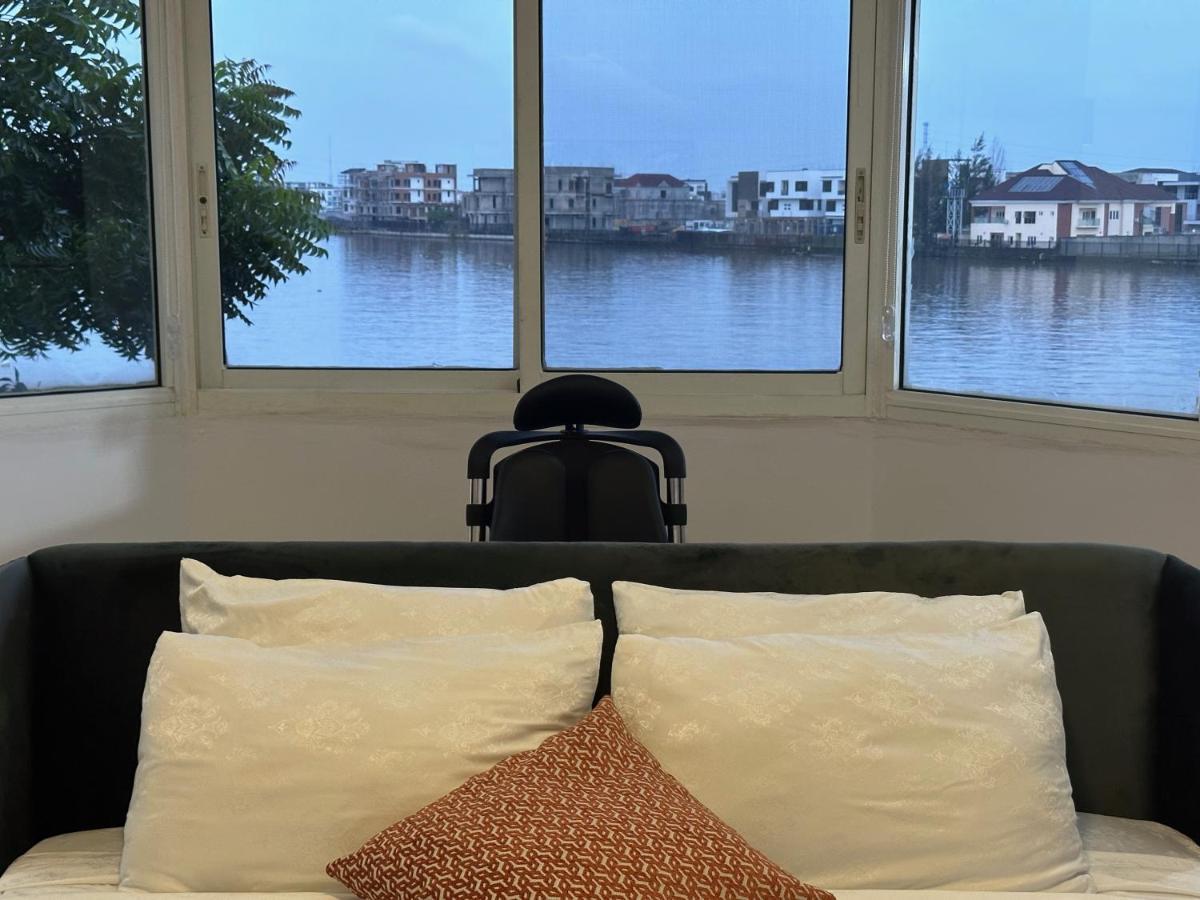Guided Hospitality - Luxury Accommodations ลากอส ภายนอก รูปภาพ