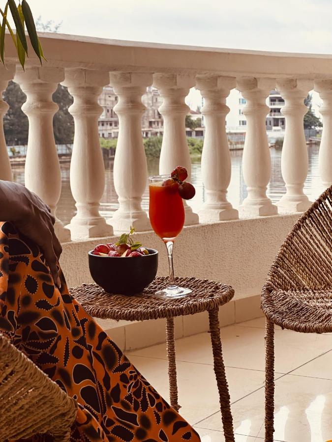 Guided Hospitality - Luxury Accommodations ลากอส ภายนอก รูปภาพ